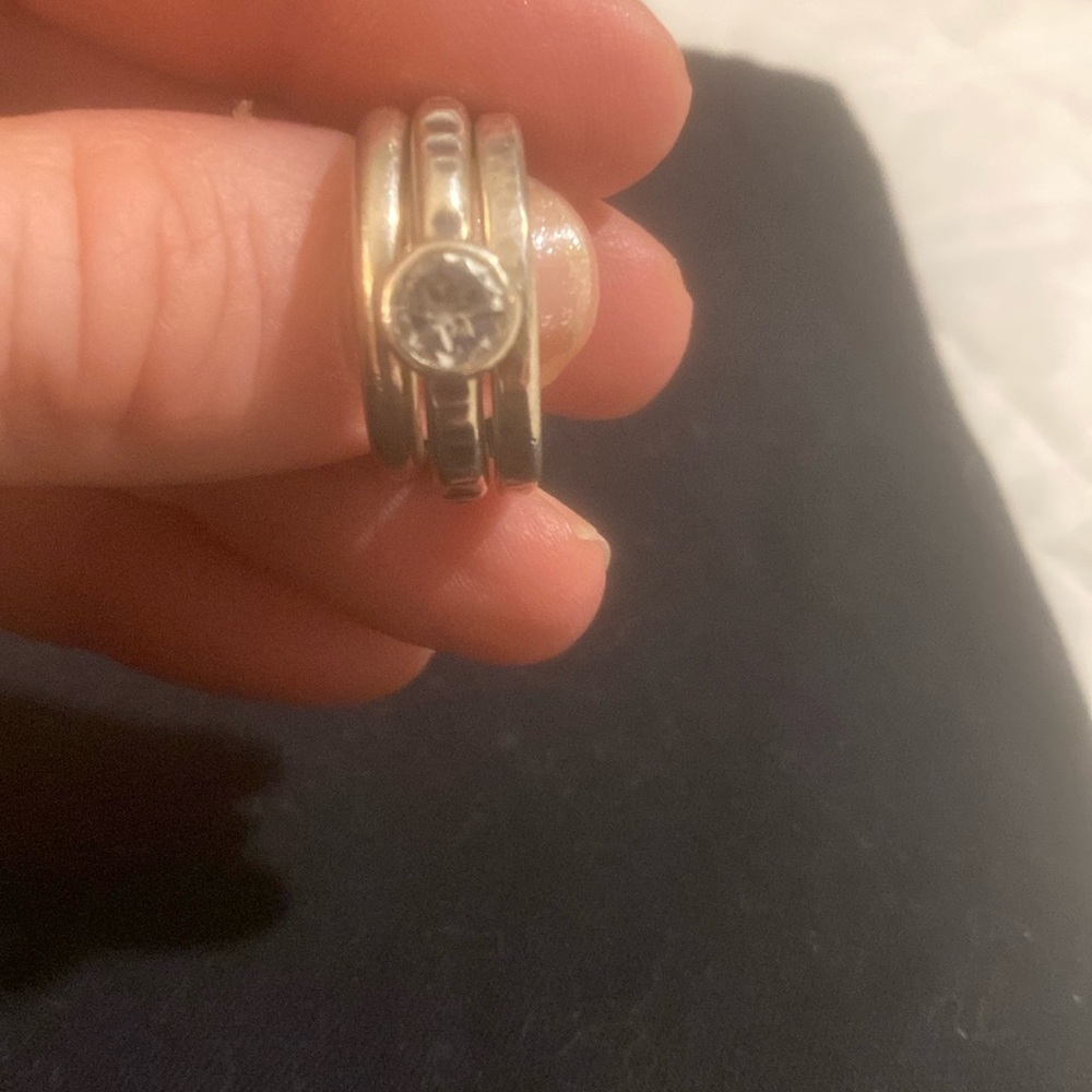 Margaret Ellis stone stack rings size 7. Sterling silver and topaz ring set